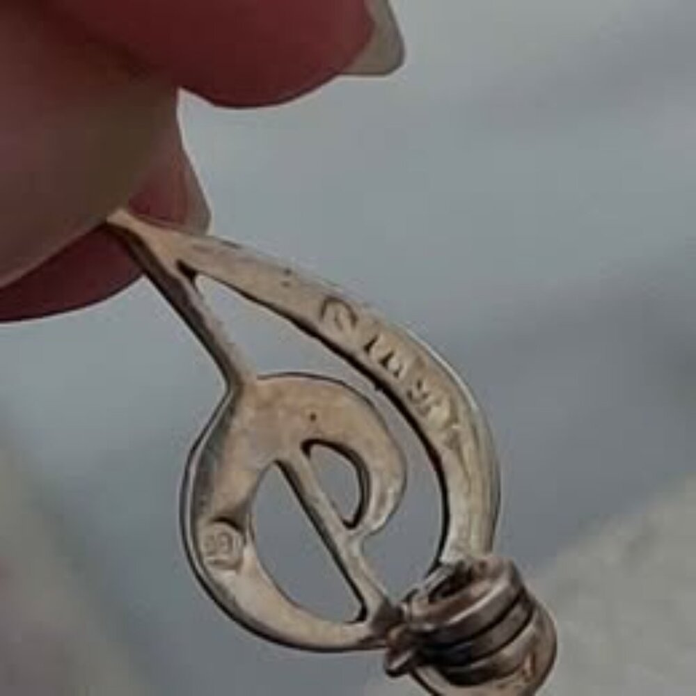 vintage Birks marcasite & sterling treble clef brooch - Picture 6 of 6